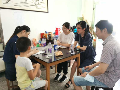 家校共育新探索 金山小學(xué)校長(zhǎng)兩日走訪11%新生家庭，啟動(dòng)家庭教育咨詢服務(wù)